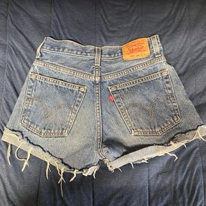 Levi shorts